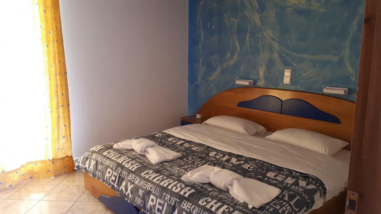 Aparthotel Corfustories à Sidárion Extérieur photo